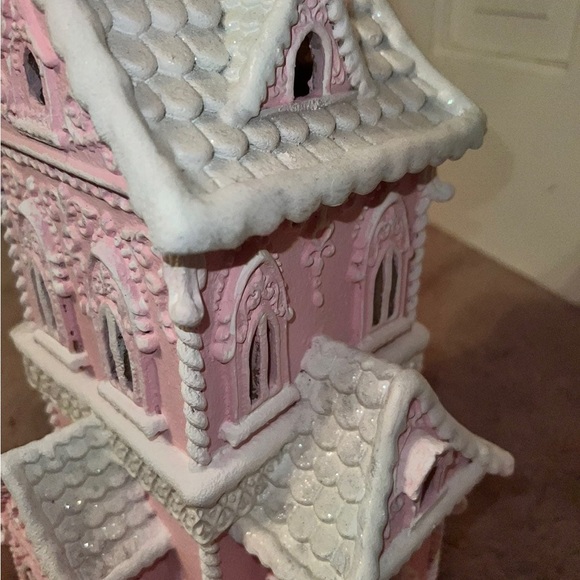 Custom Pink Gingerbread Victorian sugar house castle pastel lights up - Picture 7 of 8